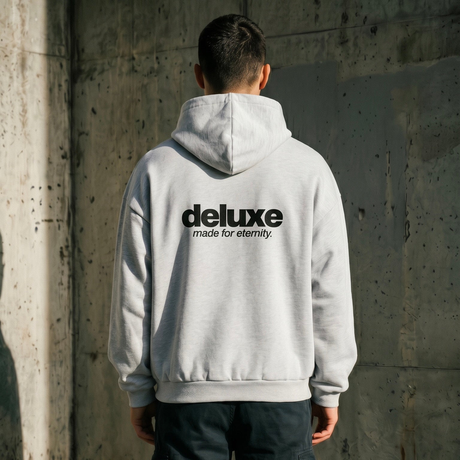 ESSENTIAL HOODIE GREY